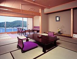 Toba Seaside Hotel