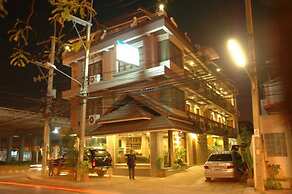 Kraisaeng Place