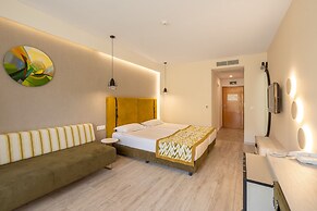 Grifid Encanto Beach Hotel - Wellness & SPA