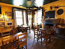 Village Inn