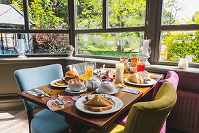 Abbey Inn