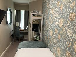 Abbey Inn