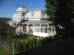 Au Vieux Presbytère de Saint-Léon
