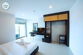 Lee Hotel