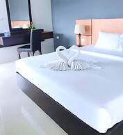 Lee Hotel