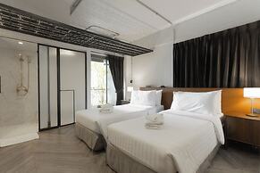IR-ON Hotel