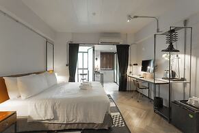 IR-ON Hotel
