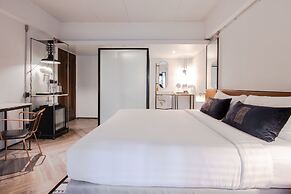IR-ON Hotel