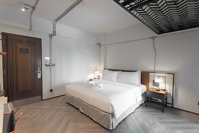 IR-ON Hotel