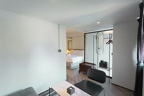 IR-ON Hotel