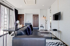 IR-ON Hotel