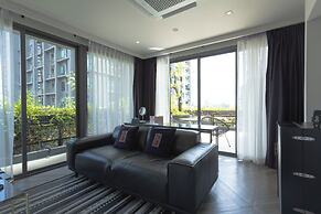 IR-ON Hotel