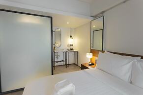 IR-ON Hotel