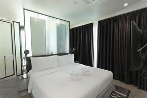 IR-ON Hotel