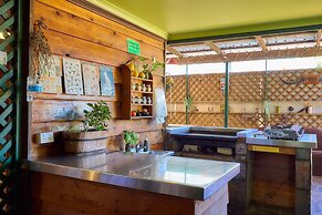On The Wallaby Eco Lodge - Hostel