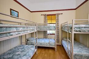 On The Wallaby Eco Lodge - Hostel