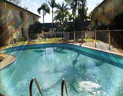 Emerald Central Hotel