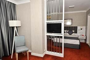 Gur Kent Hotel
