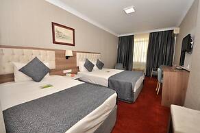 Gur Kent Hotel