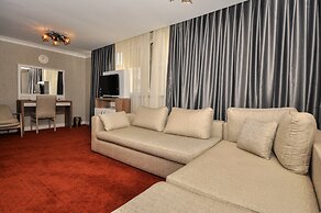 Gur Kent Hotel