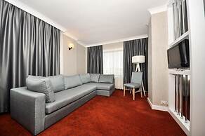 Gur Kent Hotel