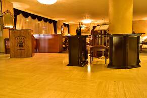 Gur Kent Hotel