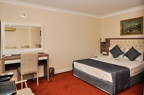 Gur Kent Hotel