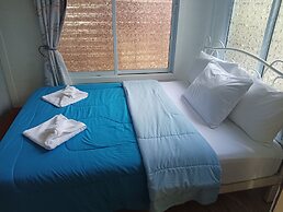 Rim Nam Lomyen Resort