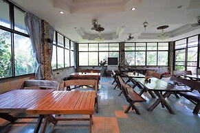 Ruenrimkwai Resort