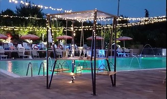 Pineto Resort