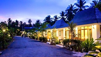 Ruean Thai Nai Bang by Pansak Resort