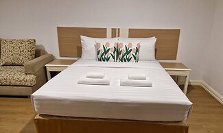 Town In Town Garden Resort