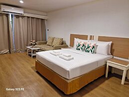 Town In Town Garden Resort