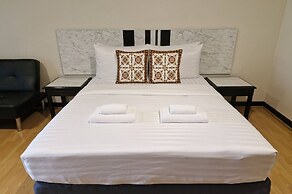 Town In Town Garden Resort
