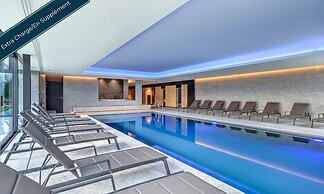 R hotel experiences