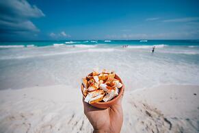 Hotelito Azul - A Michelin Key Winner