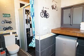 7M2 Hostel
