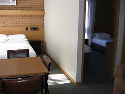 Eaglehawk Motel