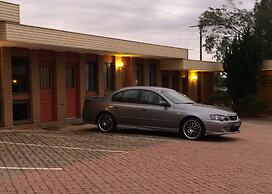 Eaglehawk Motel
