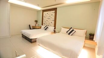 LJ hotel