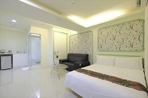 LJ hotel