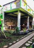 Lembongan Hostel