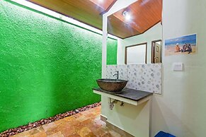 Lembongan Hostel