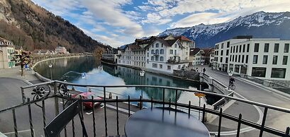 The Aarburg Hotel & Café