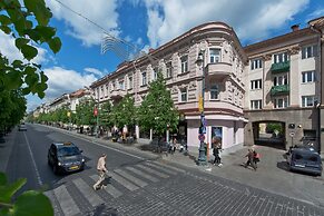 15th Avenue Hotel