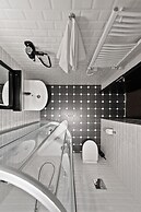 15th Avenue Hotel
