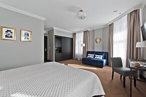 15th Avenue Hotel