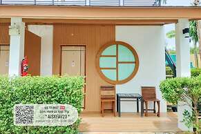 IP Plus Resort Chanthaburia - Halal Hotel