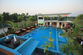 IP Plus Resort Chanthaburia - Halal Hotel