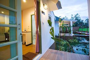 IP Plus Resort Chanthaburia - Halal Hotel